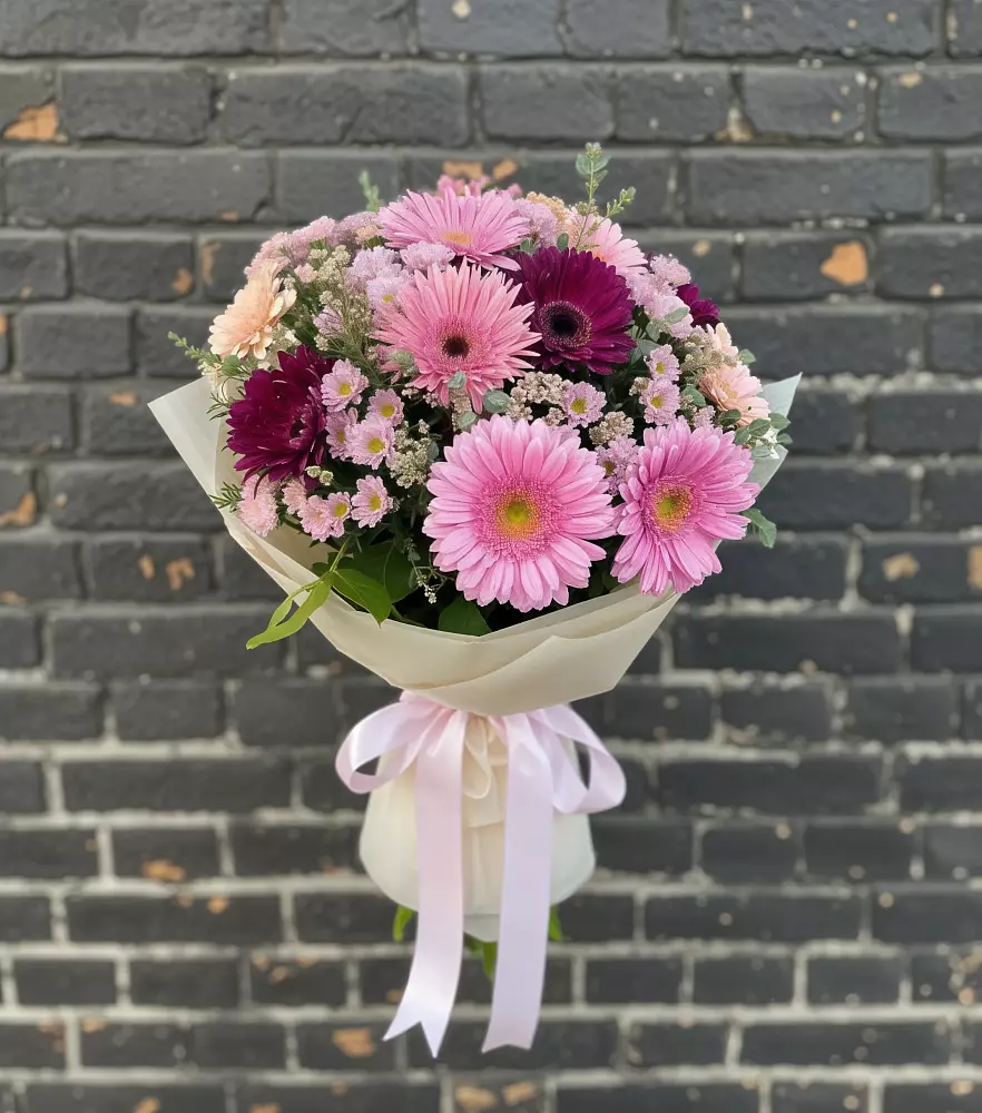 Букет цветов из: Герберы и Хризантемы в Новоселье Ленинградская область