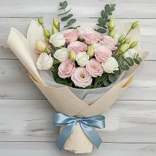Букет цветов из:  Лизиантусы в Новоселье Ленинградская область