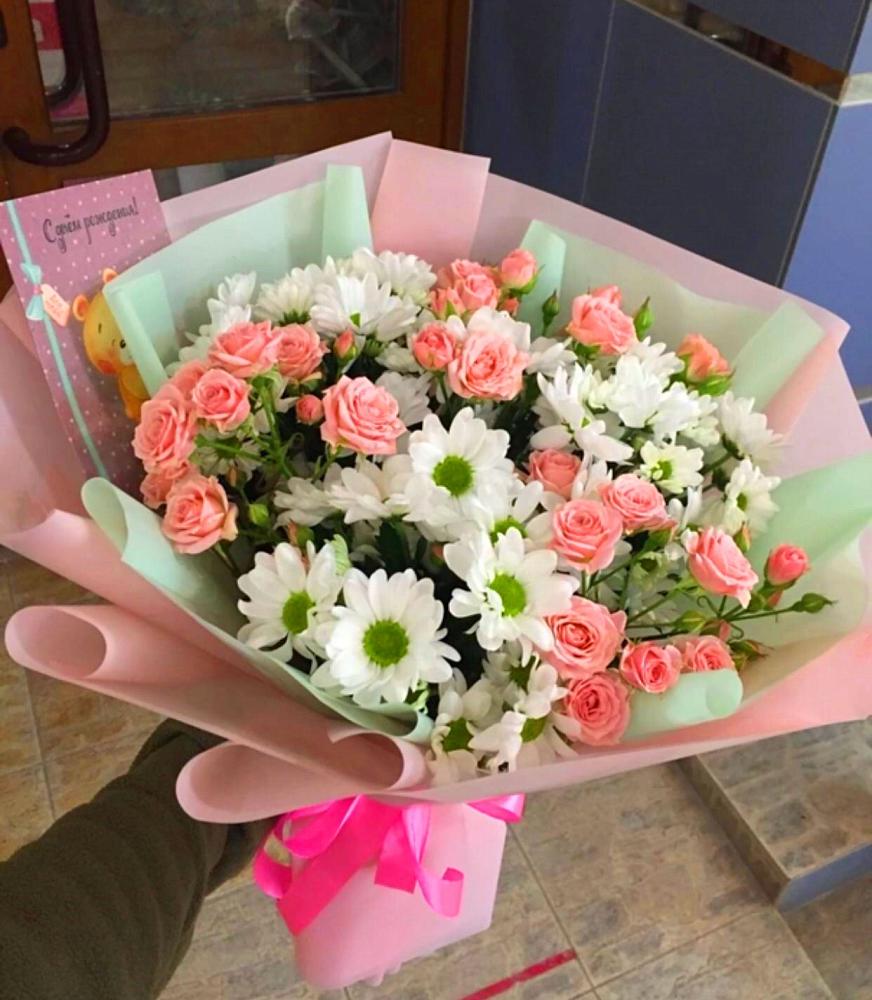 Букет цветов из: Розы и Хризантемы в Новоселье Ленинградская область