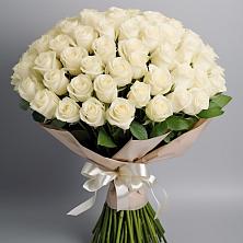 Букет 101 беля роза Белоснежка в Новоселье Ленинградская область