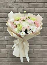 Букет цветов из:  Гвоздики, Розы, Лизиантусы и Хризантемы в Новоселье Ленинградская область