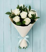 Букет цветов из:  Розы в Новоселье Ленинградская область