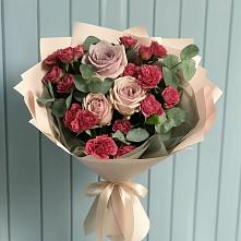 Букет цветов из:  Гвоздики и Розы в Новоселье Ленинградская область