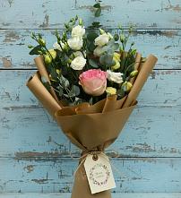 Букет цветов из:  Розы и Лизиантусы #REPLACE_PRED# Новоселье Ленинградская область