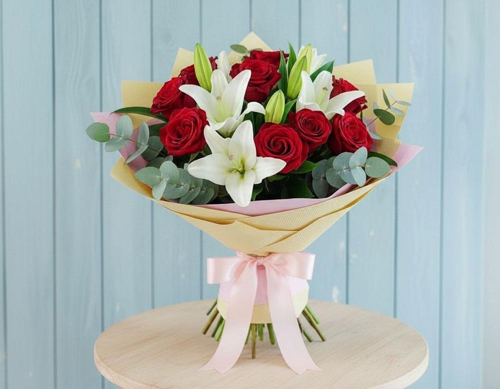 Букет цветов из: Лилии и Розы в Новоселье Ленинградская область